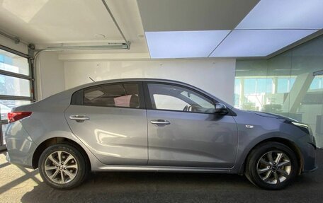 KIA Rio IV, 2021 год, 1 399 000 рублей, 5 фотография
