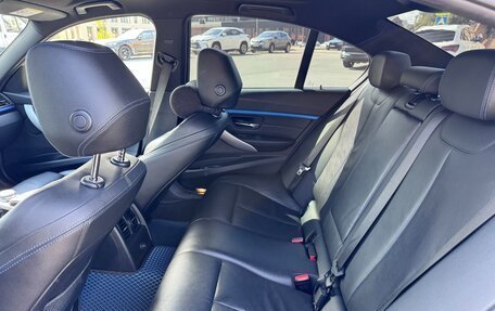 BMW 3 серия, 2018 год, 2 800 000 рублей, 11 фотография