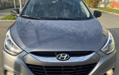 Hyundai ix35 I рестайлинг, 2014 год, 1 150 000 рублей, 2 фотография