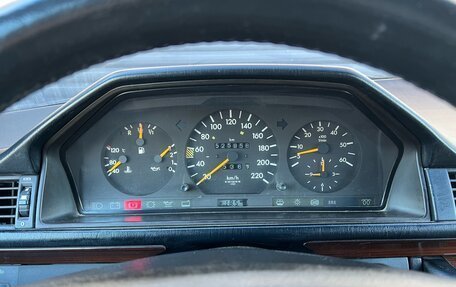 Mercedes-Benz E-Класс, 1993 год, 800 000 рублей, 13 фотография