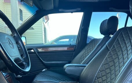 Mercedes-Benz E-Класс, 1993 год, 800 000 рублей, 15 фотография