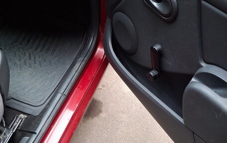 Renault Logan I, 2012 год, 260 000 рублей, 8 фотография