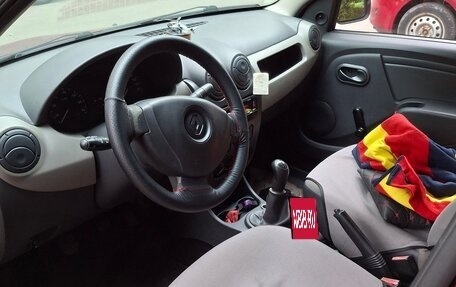 Renault Logan I, 2012 год, 260 000 рублей, 4 фотография