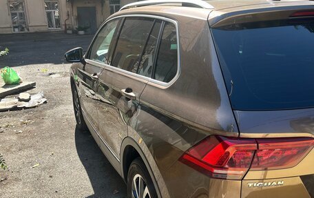 Volkswagen Tiguan II, 2018 год, 2 300 000 рублей, 5 фотография