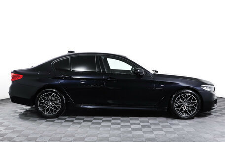 BMW 5 серия, 2019 год, 2 550 000 рублей, 4 фотография