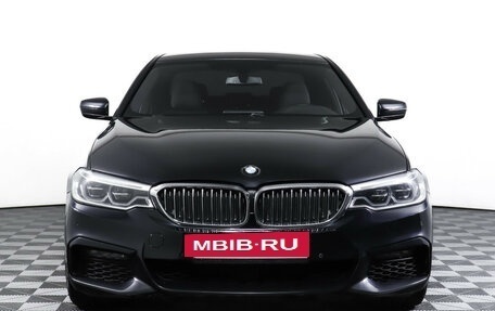 BMW 5 серия, 2019 год, 2 550 000 рублей, 2 фотография