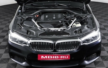 BMW 5 серия, 2019 год, 2 550 000 рублей, 8 фотография