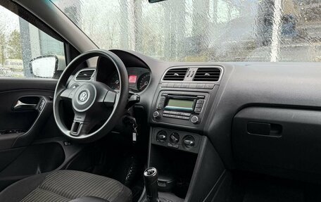Volkswagen Polo VI (EU Market), 2011 год, 685 000 рублей, 10 фотография