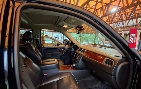 Chevrolet Tahoe III, 2011 год, 1 700 000 рублей, 6 фотография