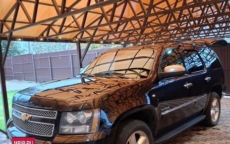 Chevrolet Tahoe III, 2011 год, 1 700 000 рублей, 2 фотография
