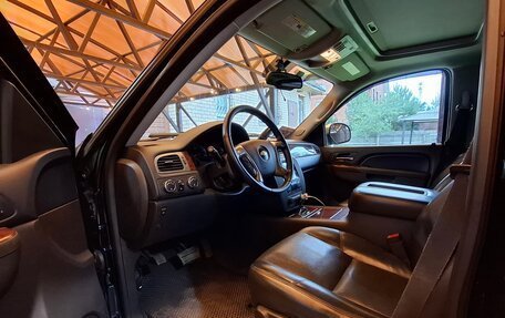 Chevrolet Tahoe III, 2011 год, 1 700 000 рублей, 8 фотография