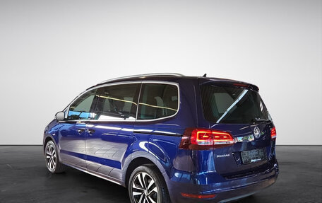 Volkswagen Sharan II, 2021 год, 3 520 000 рублей, 2 фотография