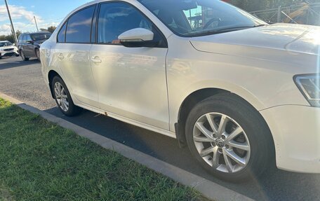 Volkswagen Jetta VI, 2012 год, 770 000 рублей, 4 фотография