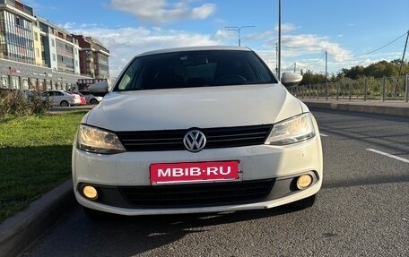 Volkswagen Jetta VI, 2012 год, 770 000 рублей, 2 фотография