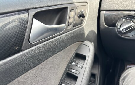 Volkswagen Jetta VI, 2012 год, 770 000 рублей, 15 фотография