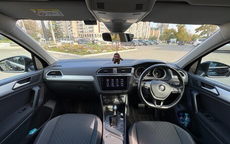 Volkswagen Tiguan II, 2018 год, 1 950 000 рублей, 5 фотография