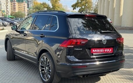 Volkswagen Tiguan II, 2018 год, 1 950 000 рублей, 7 фотография