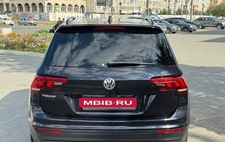 Volkswagen Tiguan II, 2018 год, 1 950 000 рублей, 8 фотография