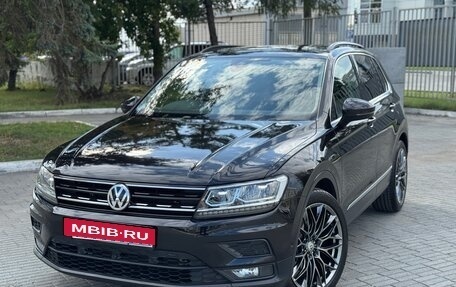 Volkswagen Tiguan II, 2018 год, 1 950 000 рублей, 14 фотография