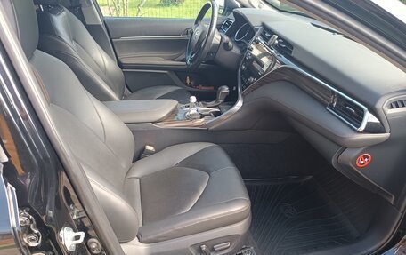 Toyota Camry, 2019 год, 3 000 050 рублей, 10 фотография