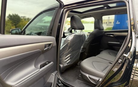 Toyota Highlander, 2025 год, 5 430 000 рублей, 26 фотография