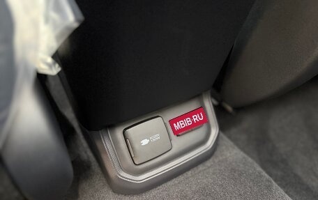 Toyota Highlander, 2025 год, 5 430 000 рублей, 29 фотография