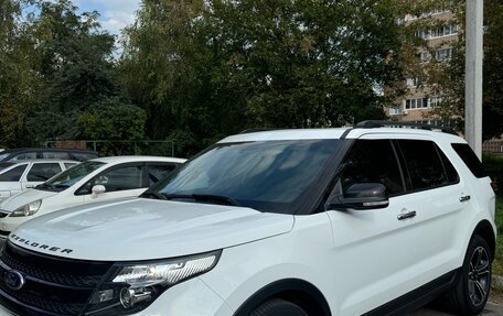 Ford Explorer VI, 2013 год, 1 950 000 рублей, 2 фотография