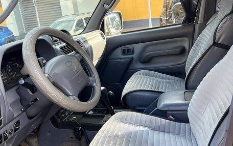 Toyota Land Cruiser Prado 90 рестайлинг, 1999 год, 670 000 рублей, 12 фотография