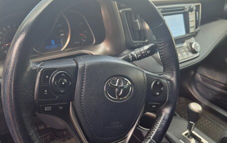 Toyota RAV4, 2014 год, 1 540 000 рублей, 4 фотография