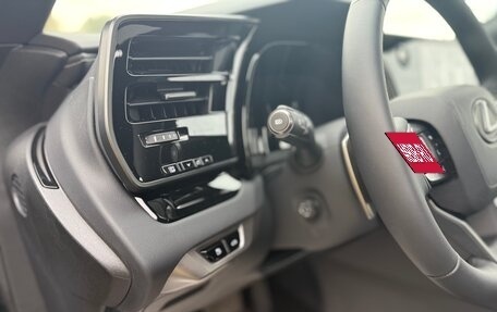 Lexus RX IV рестайлинг, 2025 год, 7 240 000 рублей, 14 фотография