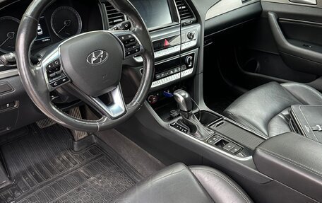 Hyundai Sonata VII, 2017 год, 1 850 000 рублей, 8 фотография