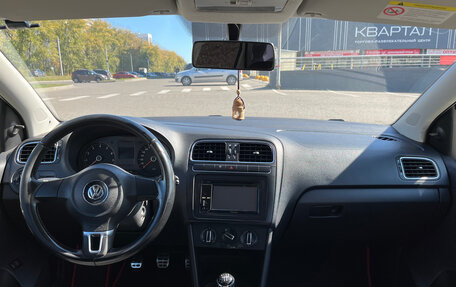 Volkswagen Polo VI (EU Market), 2011 год, 739 000 рублей, 14 фотография