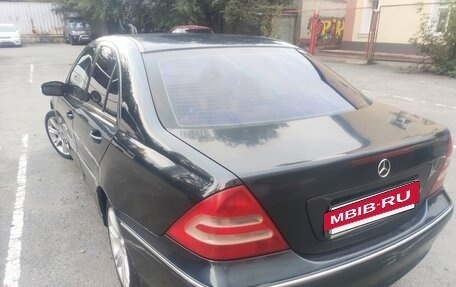 Mercedes-Benz C-Класс, 2003 год, 600 000 рублей, 6 фотография