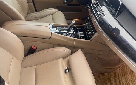 BMW 5 серия, 2010 год, 1 700 000 рублей, 13 фотография