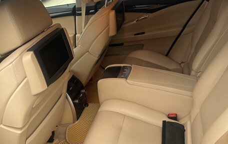 BMW 5 серия, 2010 год, 1 700 000 рублей, 16 фотография