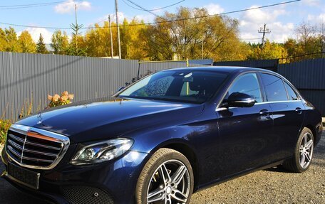 Mercedes-Benz E-Класс, 2016 год, 2 750 000 рублей, 1 фотография