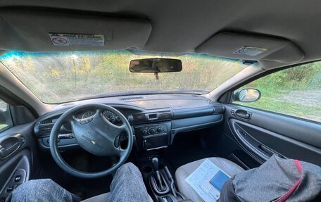 Chrysler Sebring II, 2003 год, 250 000 рублей, 2 фотография