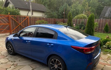 KIA Rio IV, 2019 год, 1 000 000 рублей, 4 фотография