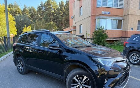 Toyota RAV4, 2016 год, 1 999 999 рублей, 3 фотография