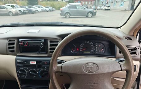 Toyota Corolla, 2002 год, 550 000 рублей, 14 фотография