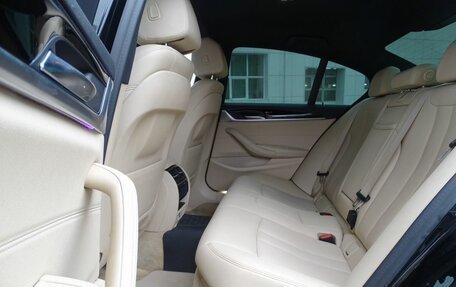 BMW 5 серия, 2019 год, 2 450 000 рублей, 8 фотография
