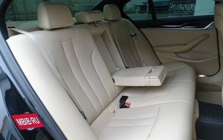 BMW 5 серия, 2019 год, 2 450 000 рублей, 9 фотография