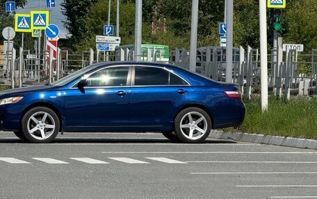 Toyota Camry, 2006 год, 990 000 рублей, 4 фотография