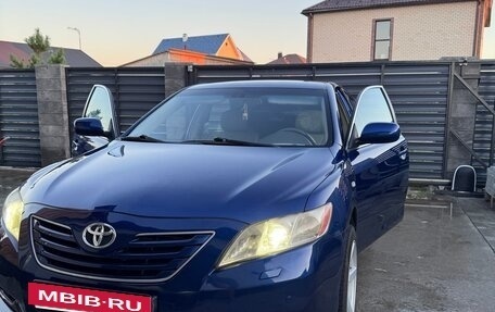 Toyota Camry, 2006 год, 990 000 рублей, 5 фотография