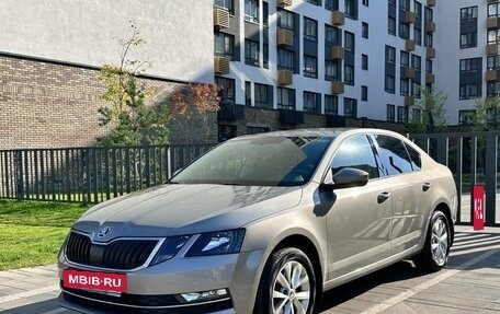 Skoda Octavia, 2017 год, 1 900 000 рублей, 2 фотография