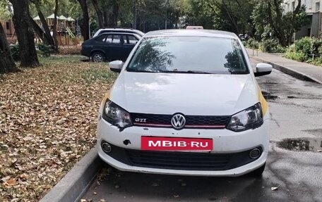 Volkswagen Polo VI (EU Market), 2014 год, 450 000 рублей, 10 фотография