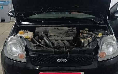 Ford Fiesta, 2006 год, 150 000 рублей, 5 фотография