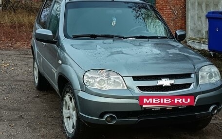 Chevrolet Niva I рестайлинг, 2015 год, 610 000 рублей, 4 фотография