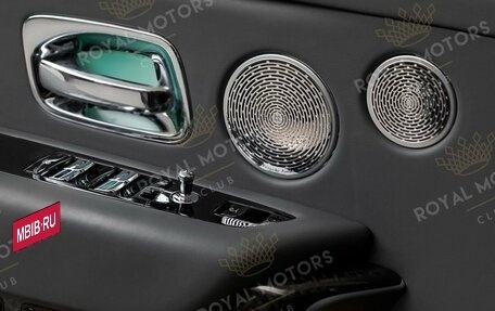 Rolls-Royce Cullinan, 2022 год, 83 500 000 рублей, 25 фотография