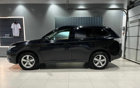 Mitsubishi Outlander III рестайлинг 3, 2012 год, 1 550 000 рублей, 2 фотография